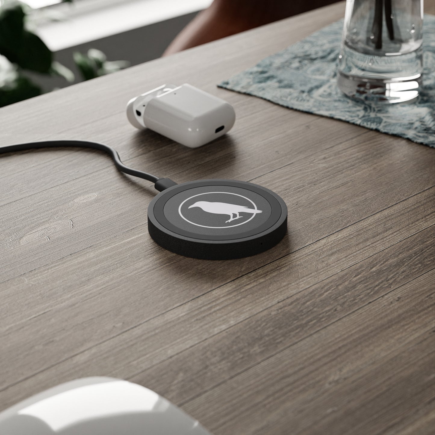 Smith & Raven | Raven Silhouette Wireless Charging Pad | Black and White