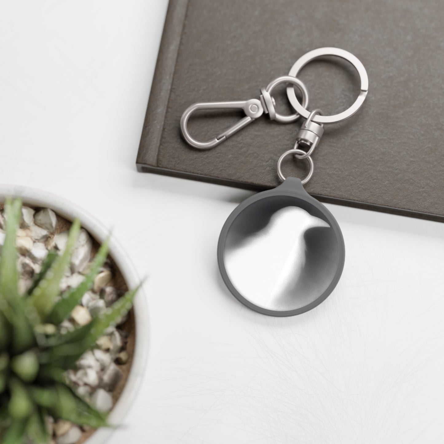 Smith & Raven | Raven Silhouette | Keyring Tag | Metal Round Keychain